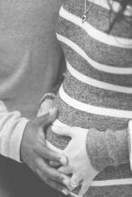hands pregnant
