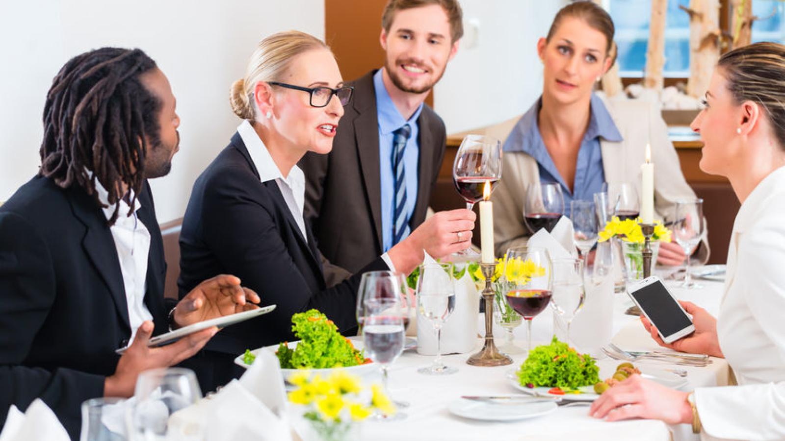 dinner.meeting.jpg (keep)