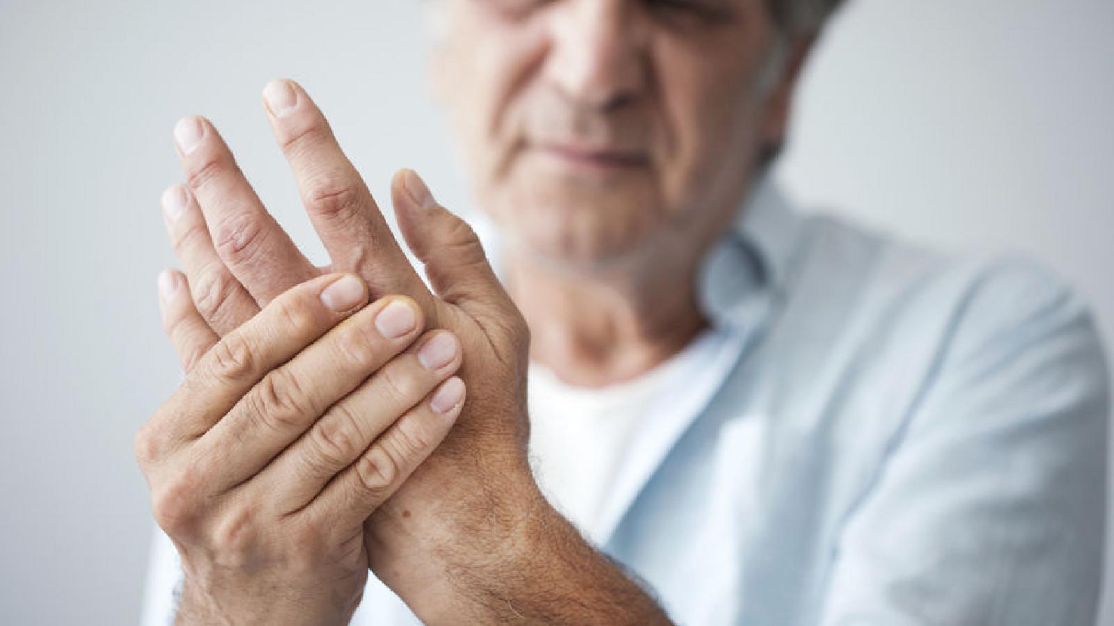 joint.pain_.hand_.PIP_.jpg