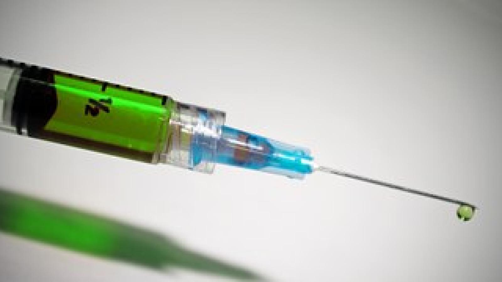 syringe-417786__180.jpg